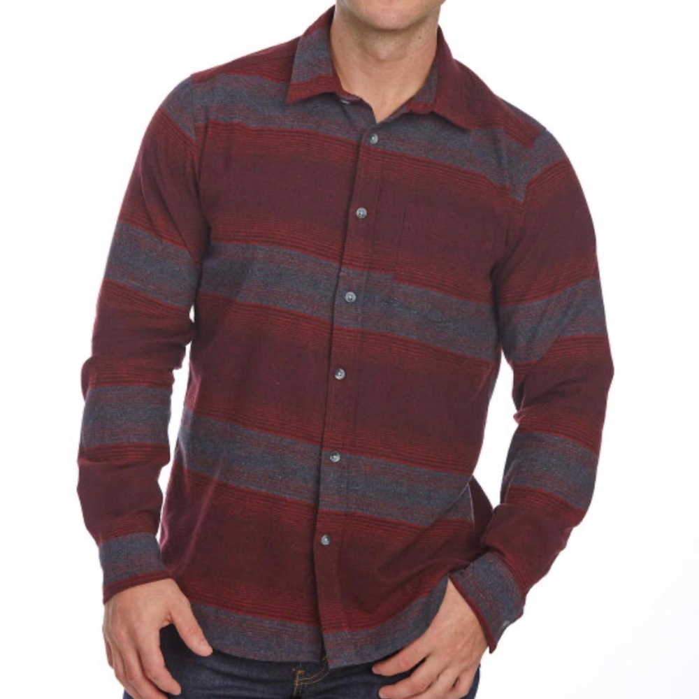 Long-sleeved button-up red/gray flannel shirt